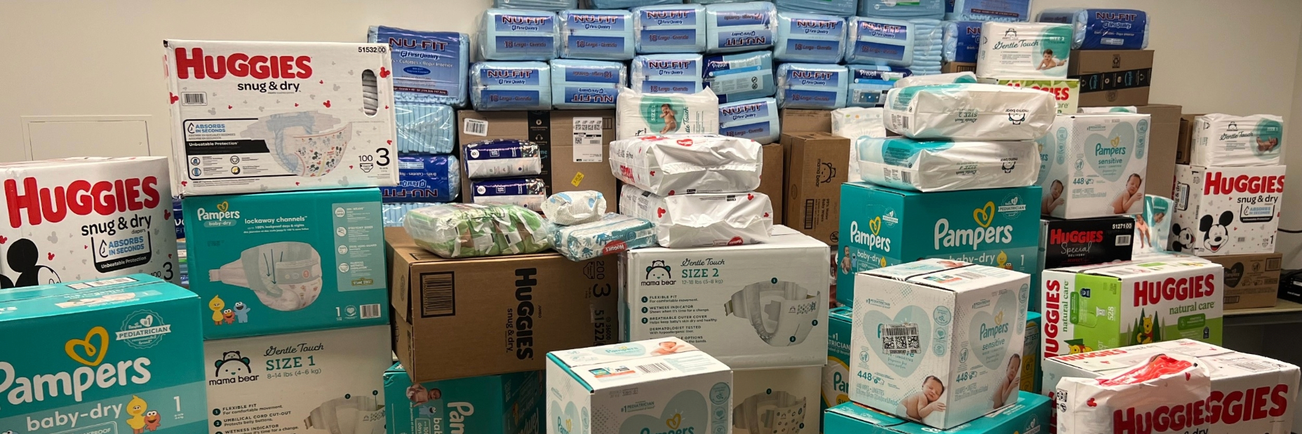 A pile of diapers