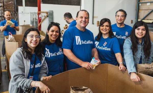 SoCalGas employees sorting food
